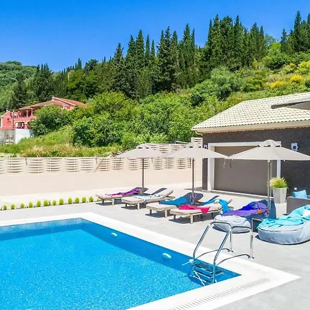 Villa Luxury Matzourana By Posarellivillas *