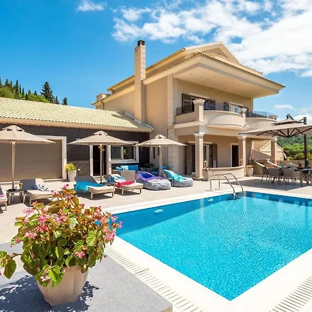 Villa Luxury Matzourana By Posarellivillas