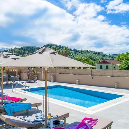 Villa Luxury Matzourana By Posarellivillas *