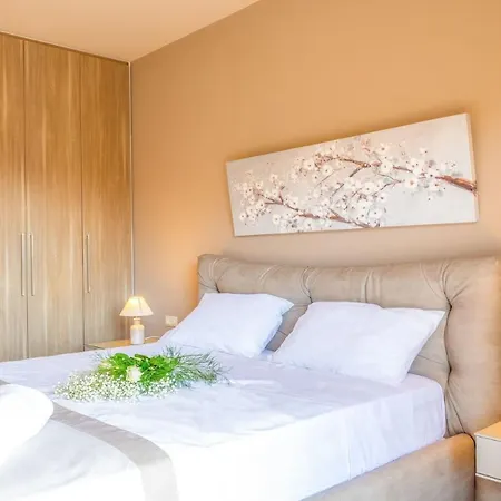 Luxury Matzourana By Posarellivillas Villa